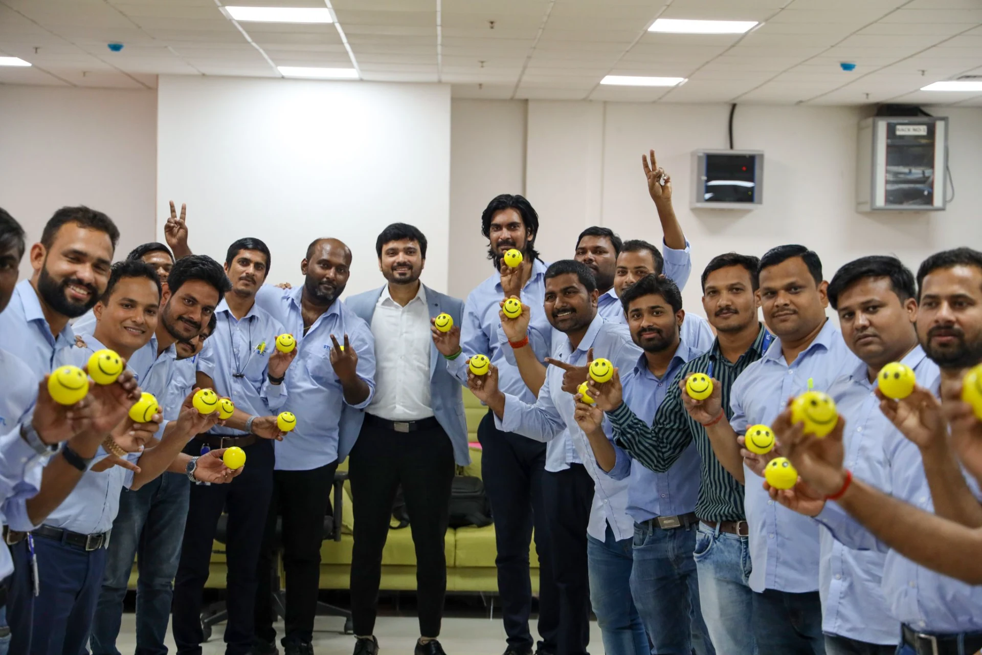 Motivational Speaker in Mumbai for Powai's Startup Ecosystem — Energizing Teams Near IIT Bombay's Innovation Hub
