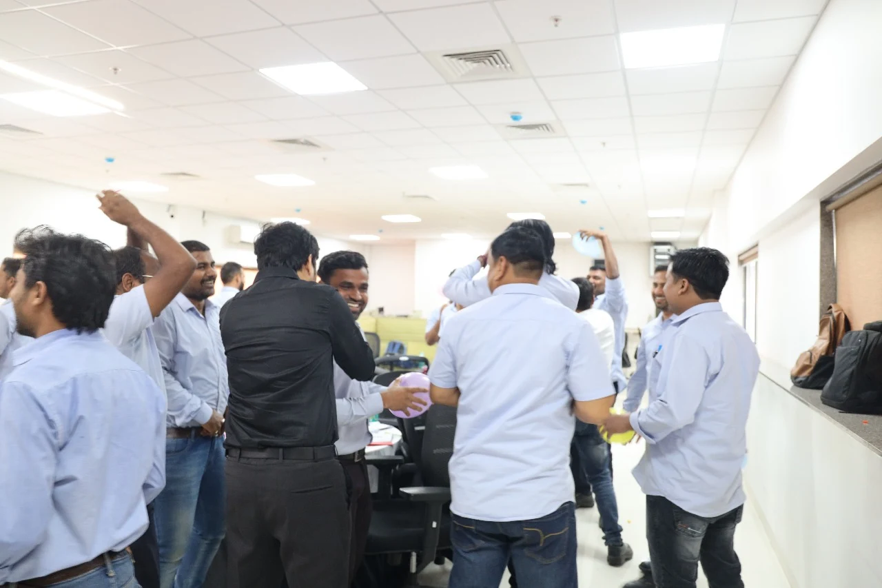 Customer Buys Your Confidence First: Why Company Pride Drives Sales Success in India