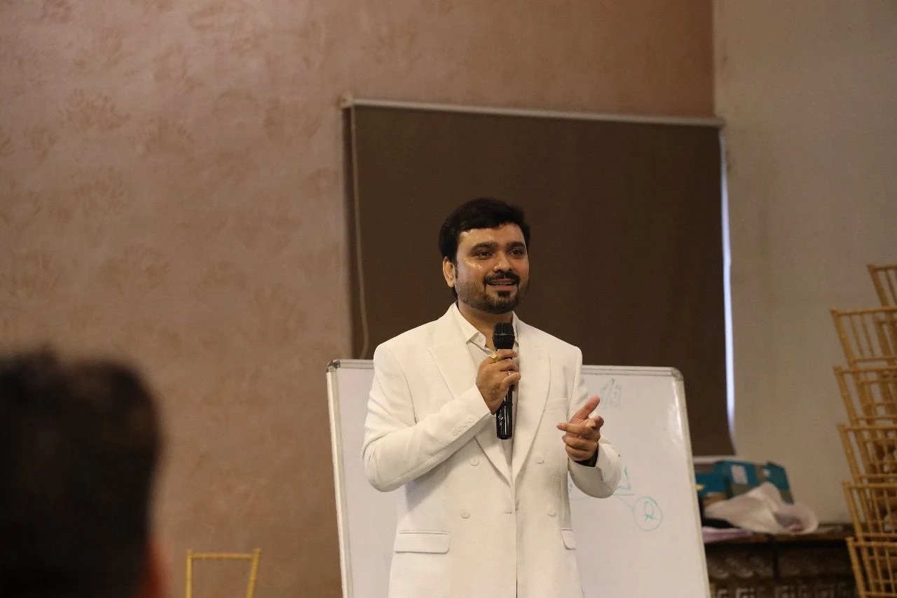 Your Desperation Is Killing Your Deals | Avinash Chate